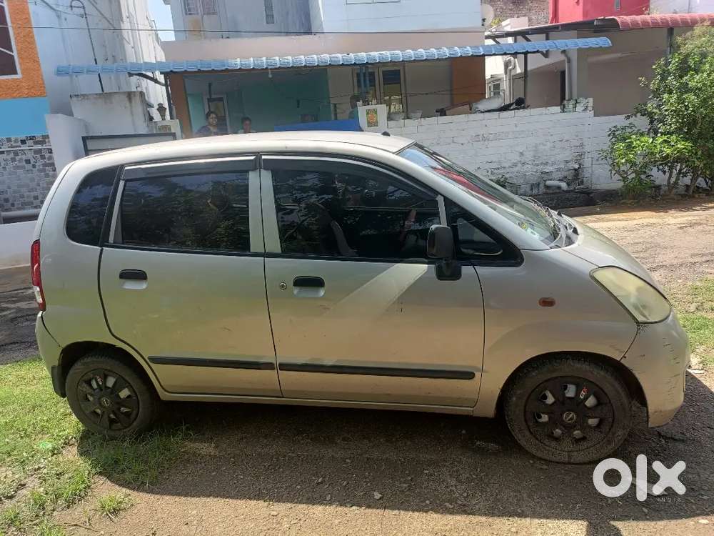 Maruti Suzuki Zen Estilo 2009