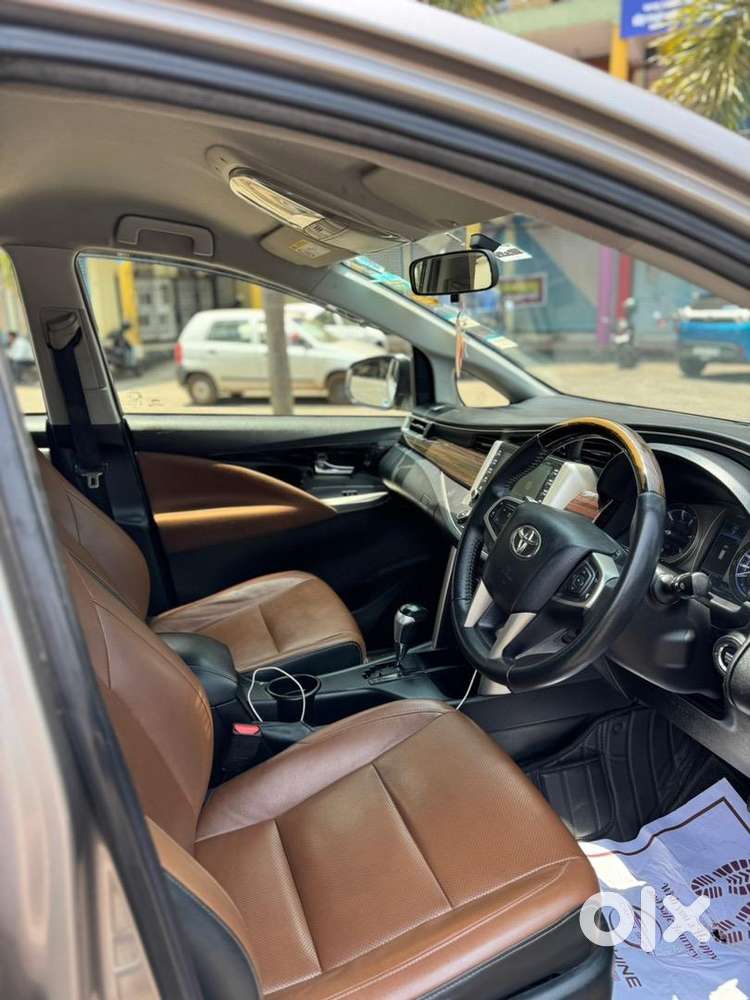 Toyota Innova Crysta 2020 Diesel Well Maintained