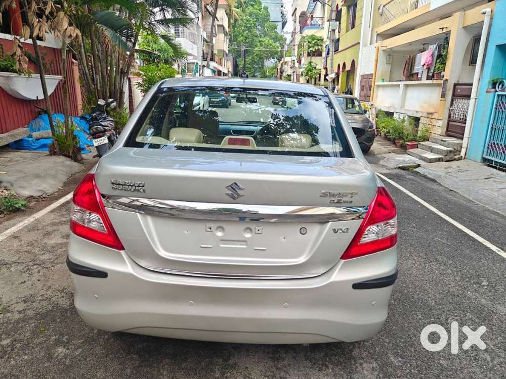 Maruti Suzuki Swift Dzire 1.2 Vxi Bsiv, 2015, Petrol