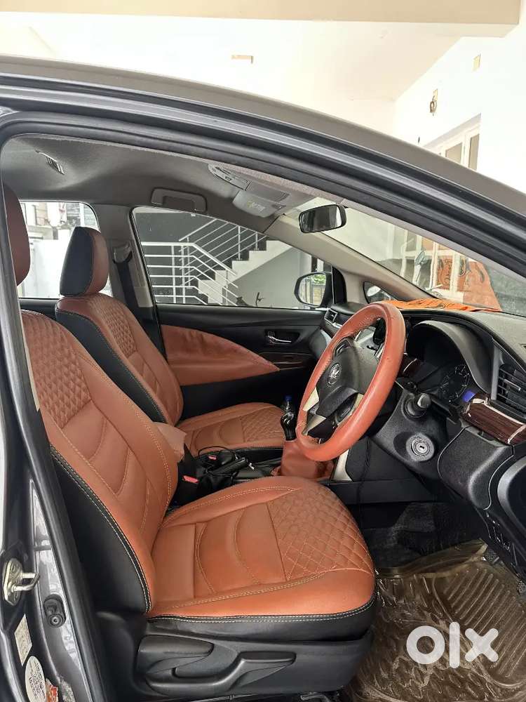 2017 Model Innova Crysta 2.4 G Manual Diesel