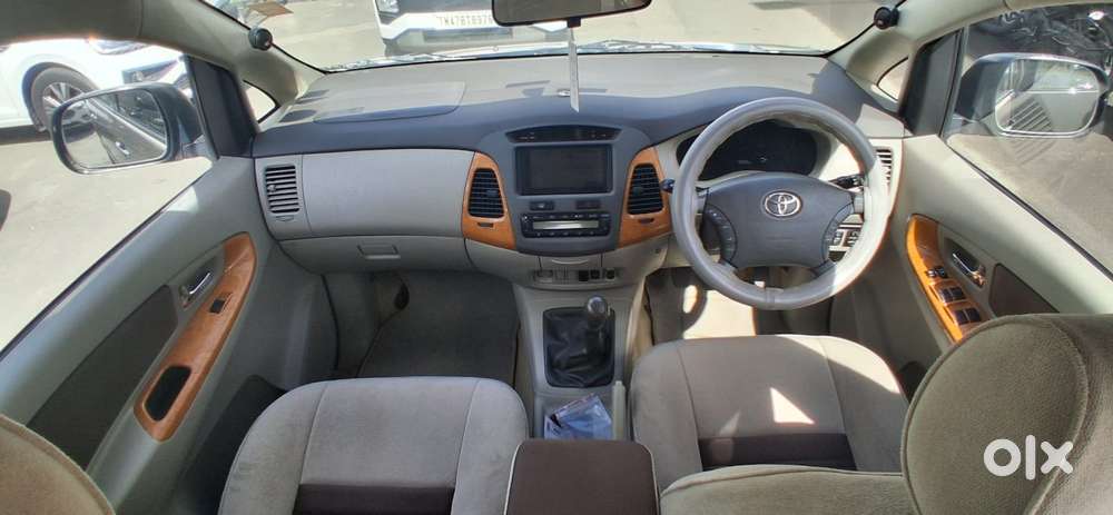 Toyota Innova 2.5 V 7 Str, 2011, Diesel