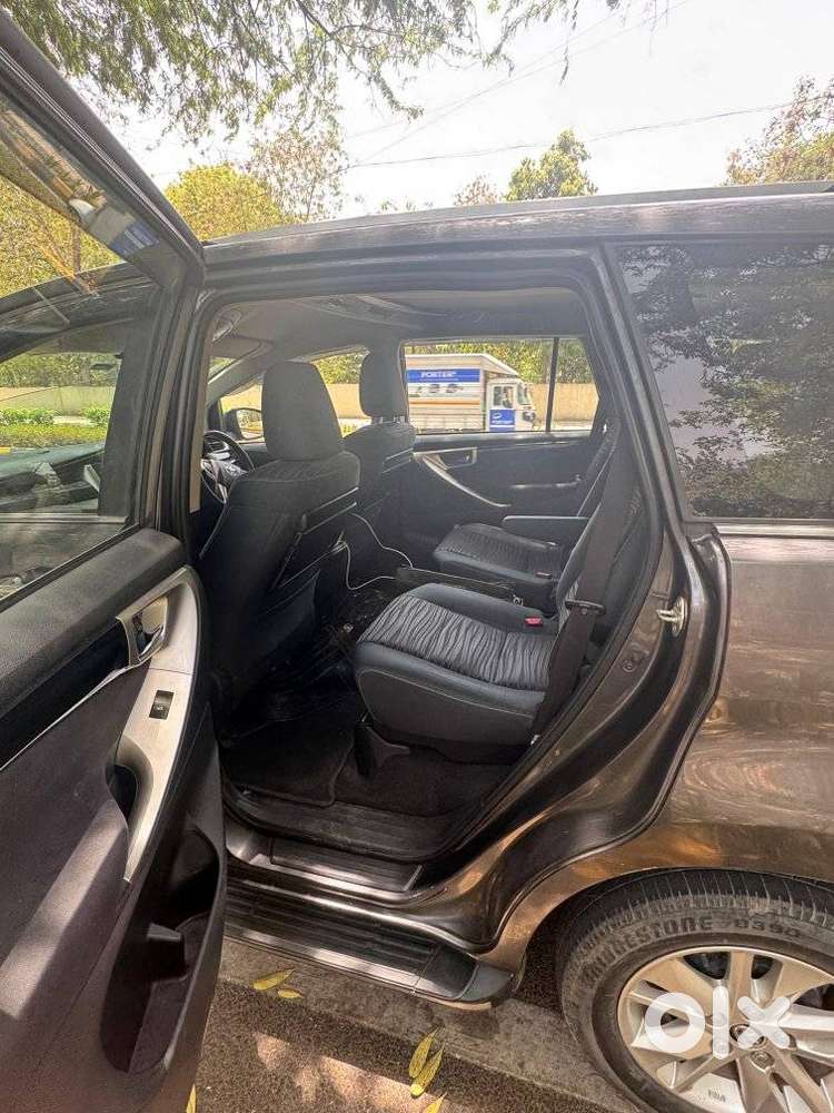 Toyota Innova Crysta 2.4 V 7 Str, 2019, Petrol