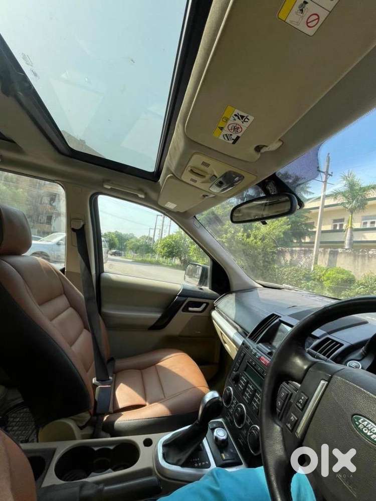 Land Rover Free Lander 2011 Vip Number