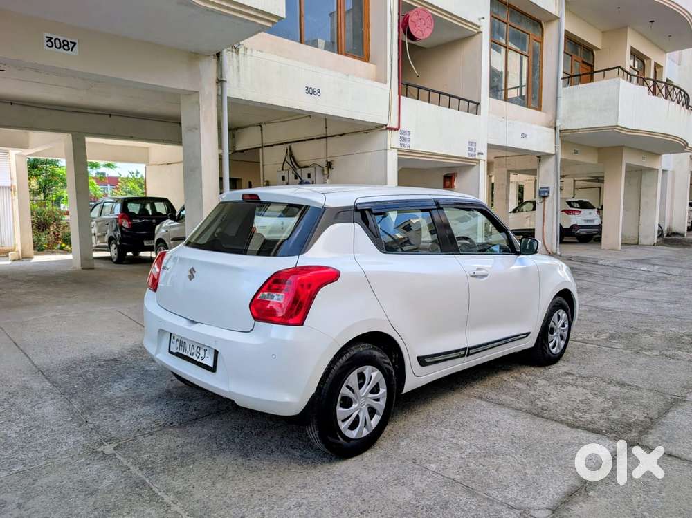 Maruti Suzuki Swift Vxi + Manual, 2020, Petrol
