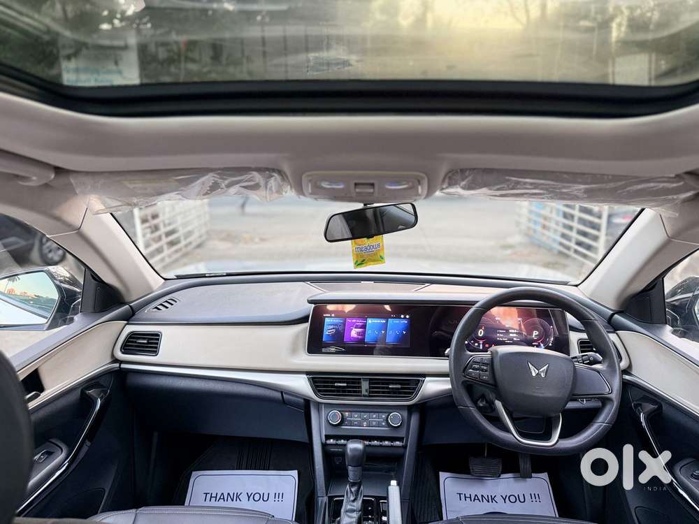 Mahindra Xuv700 2.2 Ax 5 Diesel At 7 Str, 2022, Diesel