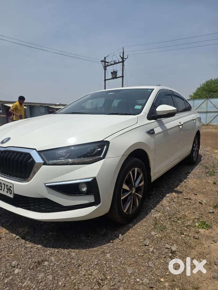 Skoda Slavia 12.2022 Petrol 73000 Km Driven