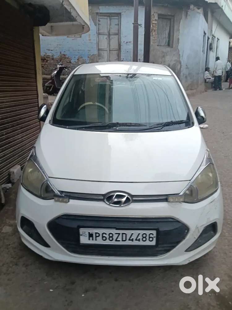 Hyundai Xcent 2016