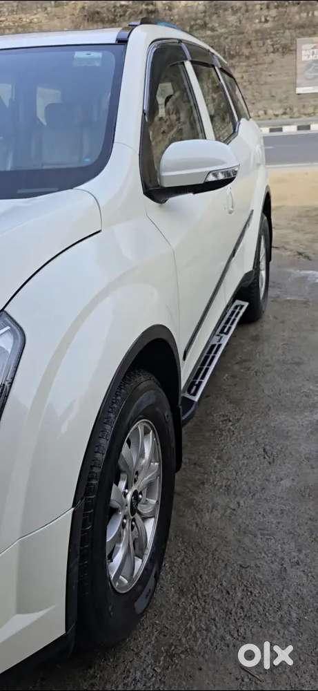 Keyless Entry & Push Button Start With Sunroof