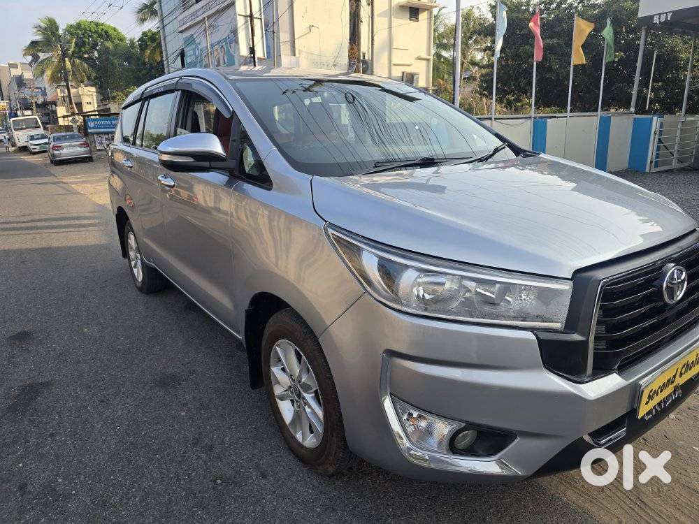 Toyota Innova Crysta 2.4 Gx Mt, 2017, Diesel