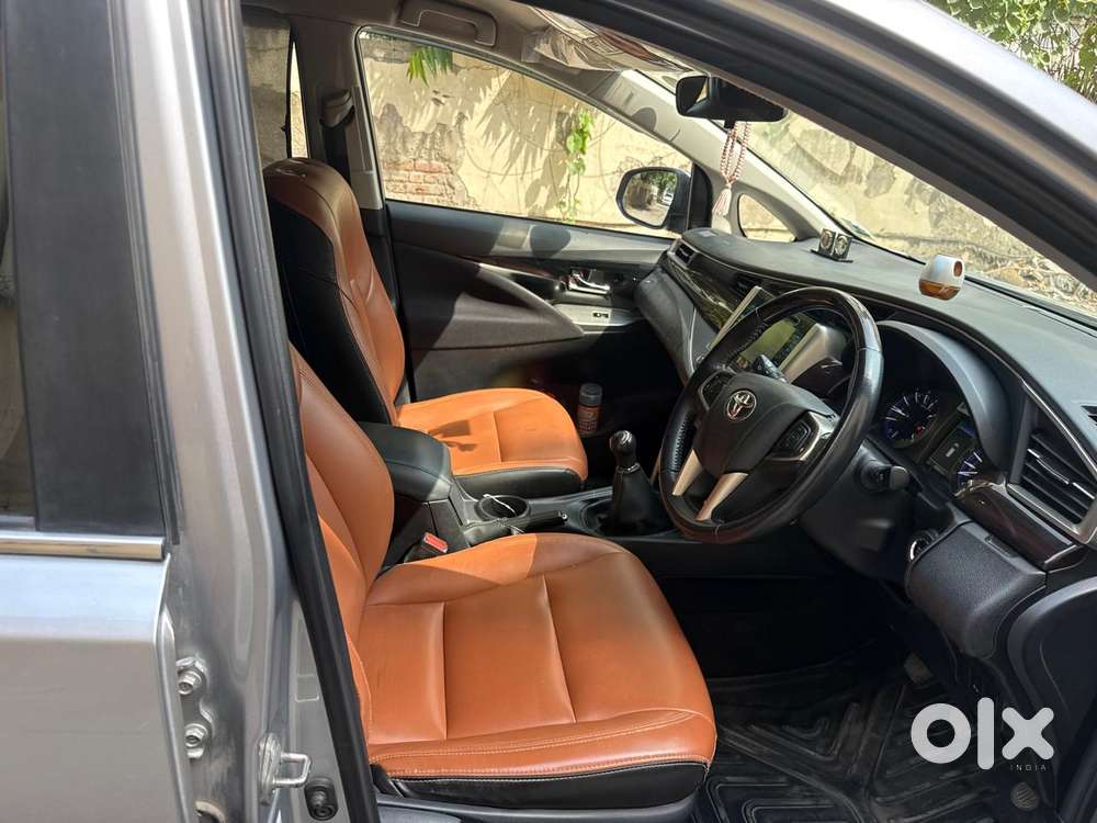 Toyota Innova Crysta 2.7 Vx Mt, 2019, Petrol