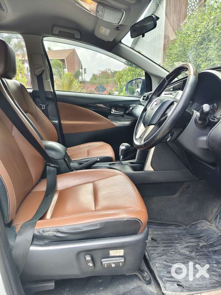 Toyota Innova Crysta 2.8z Automatic, 2019, Diesel