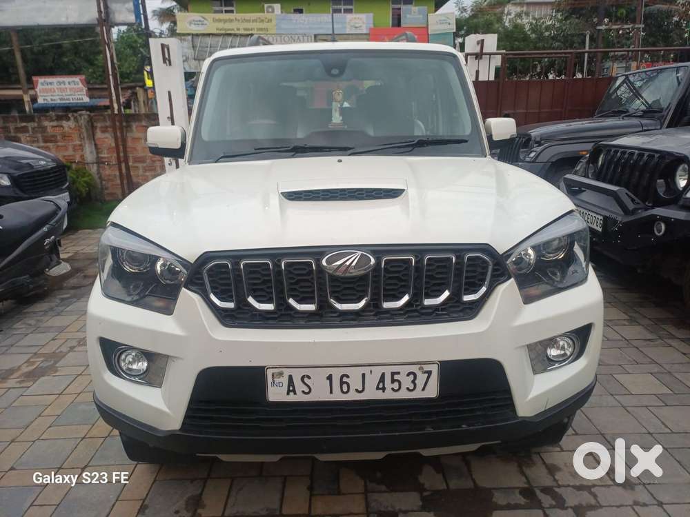 Mahindra Scorpio S11 Mt 7s, 2022, Petrol