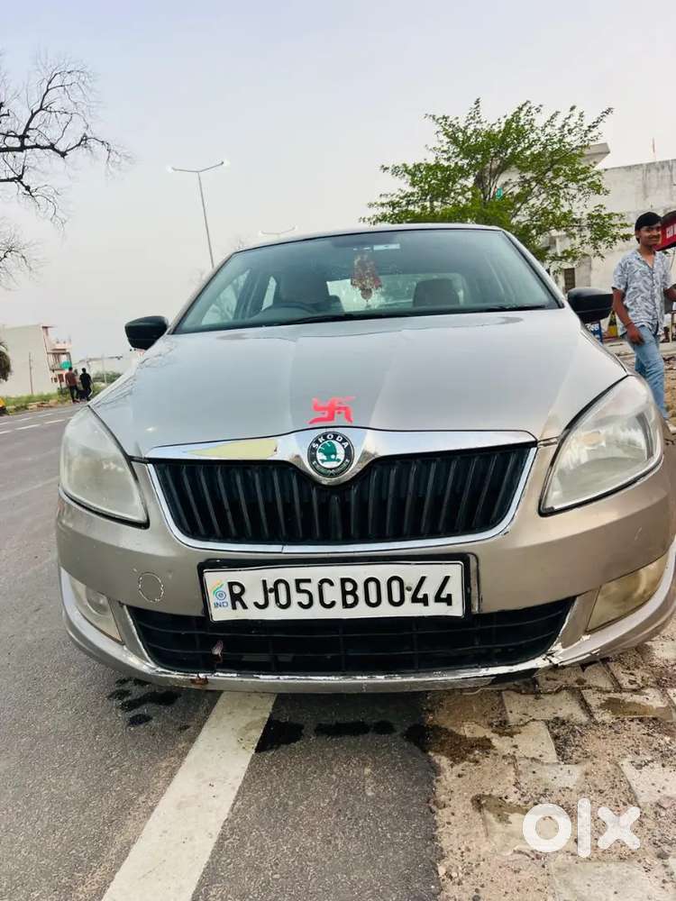 Skoda Rapid 2013 Diesel 102000 Km Driven