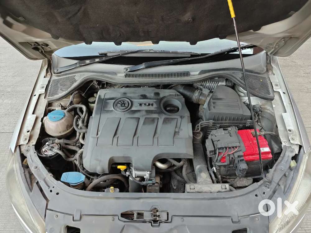 Skoda Rapid Elegance 2015 Car