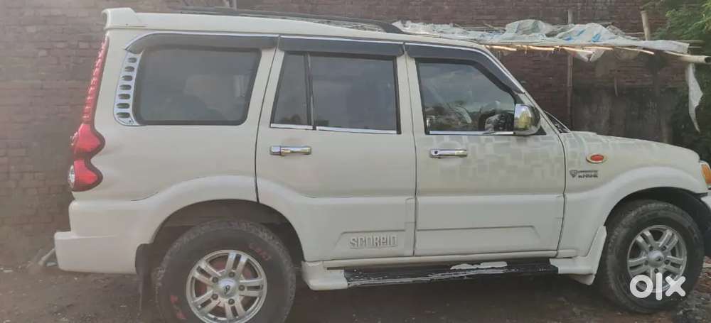 Mahindra Maxx 2013 Diesel 19000 Km Driven