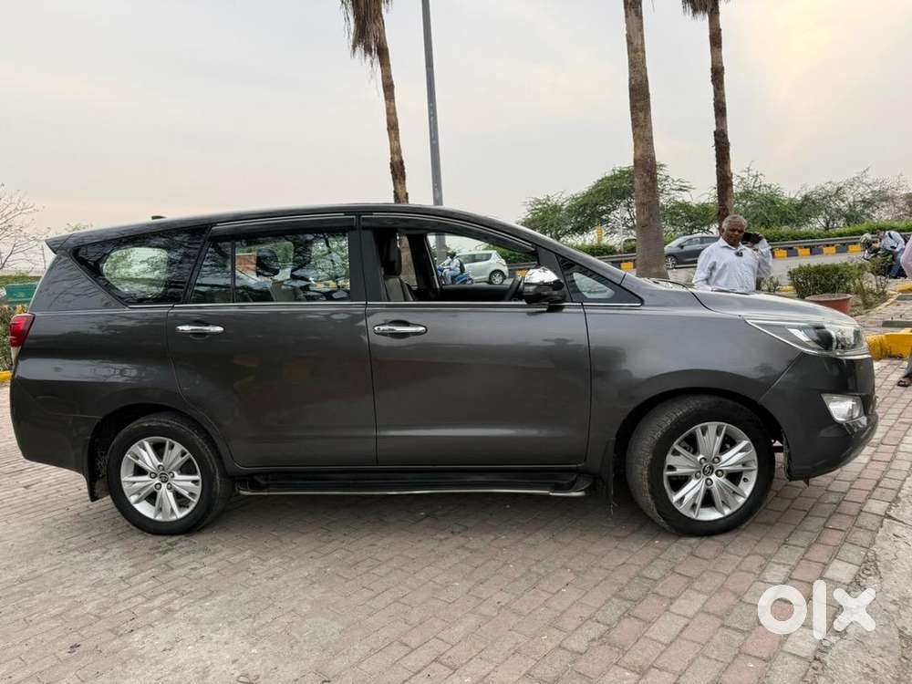 Toyota Innova Crysta 2018 Diesel Well Maintained