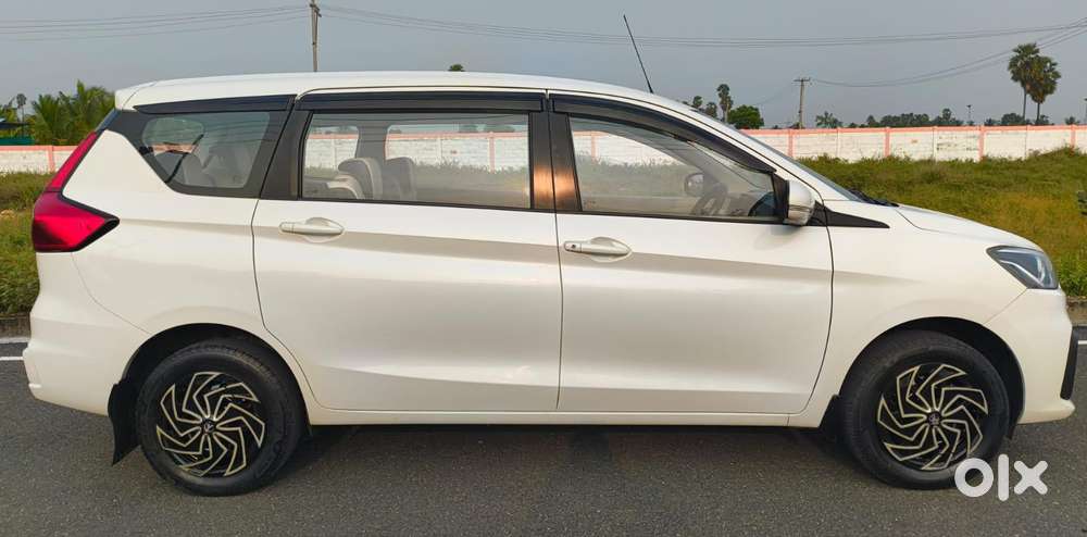 Maruti Suzuki Ertiga Vxi (o) Cng, 2025, Cng & Hybrids