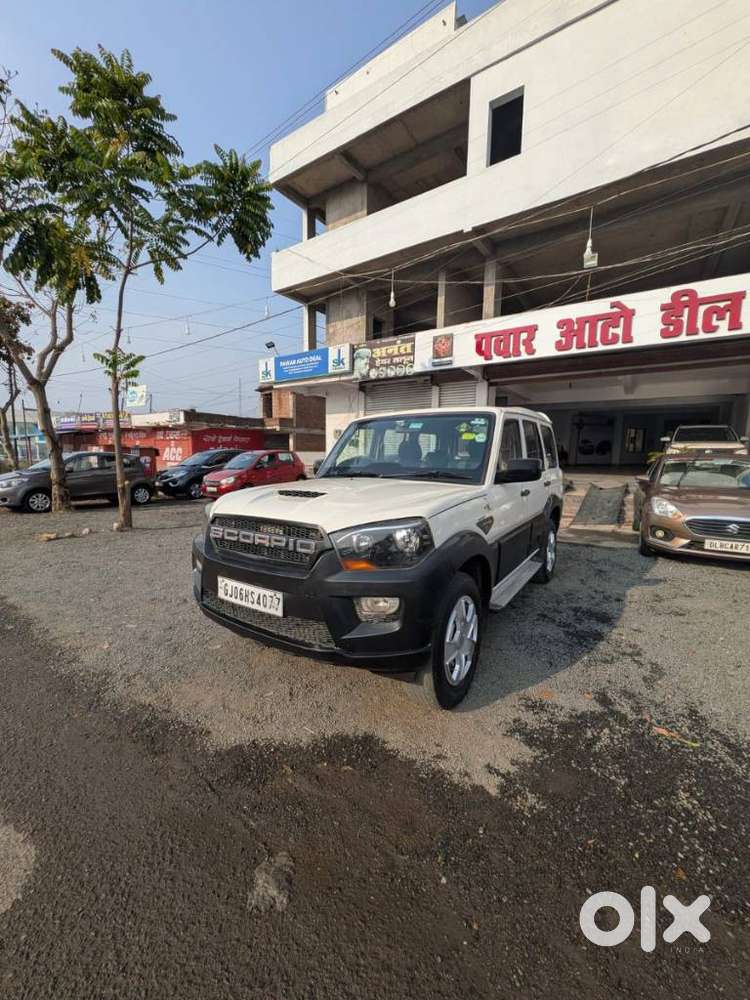 Mahindra Scorpio S4, 2015, Diesel