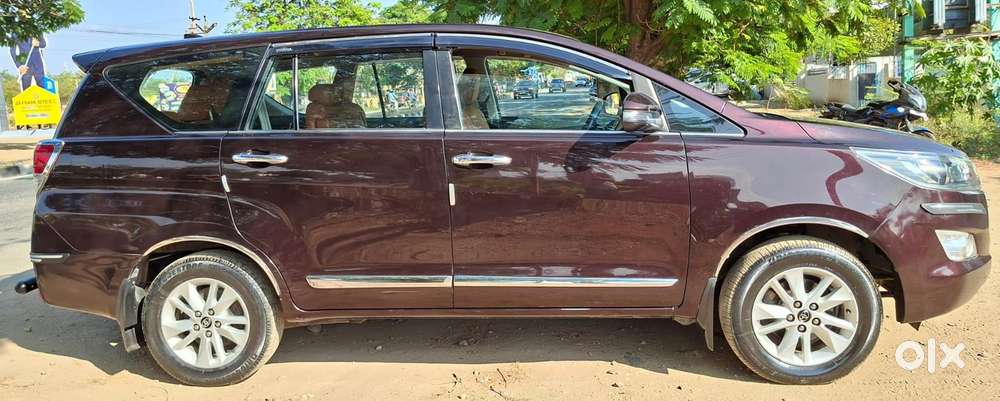 Toyota Innova Crysta 2.4 V 8 Str, 2018, Diesel