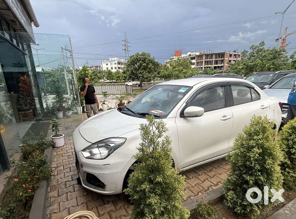 Maruti Suzuki Swift Dzire Vxi Optional, 2023, Petrol