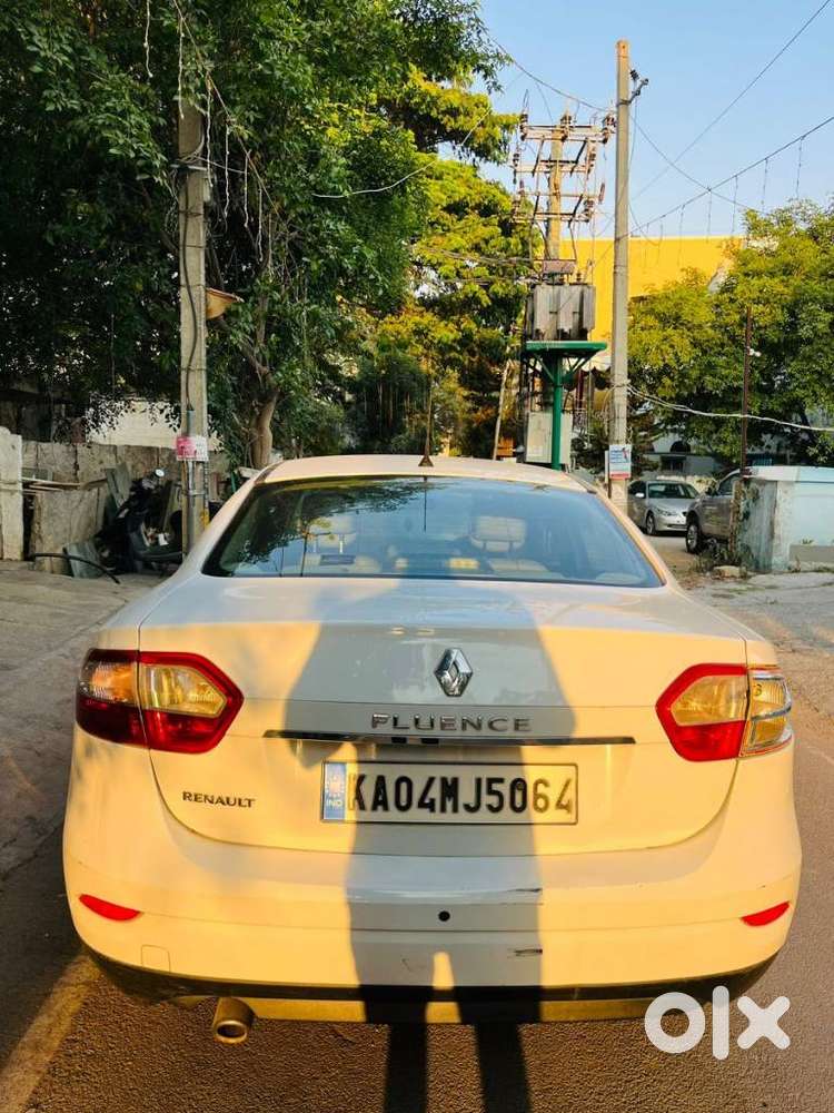 Renault Fluence, 2011, Petrol