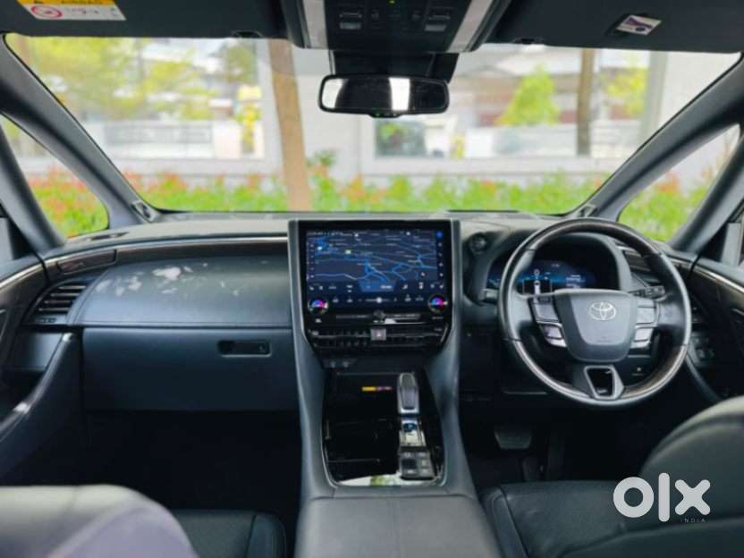 Toyota Vellfire Vip &ndash; Executive Lounge, 2025, Petrol