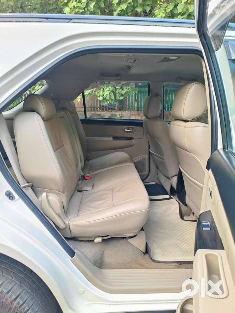 Toyota Fortuner 3.0 4x2 Automatic, 2015, Diesel