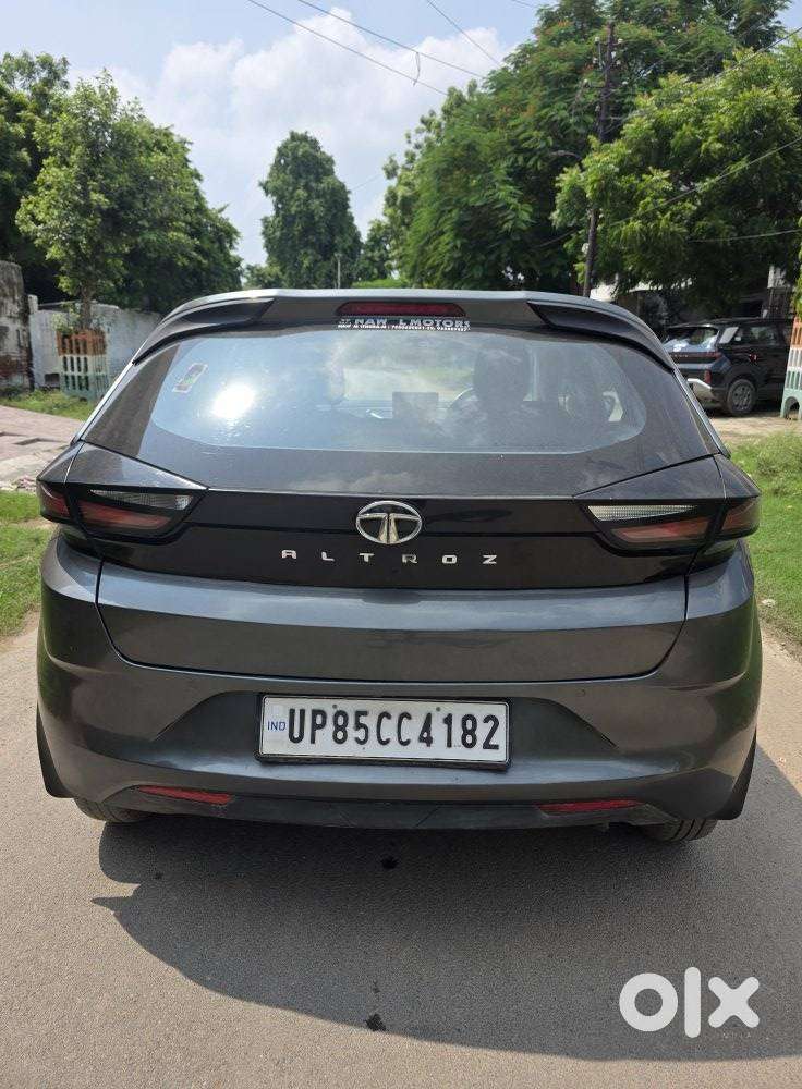 Tata Altroz 1.2 Xe, 2022, Petrol