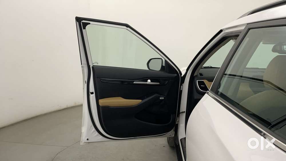 Kia Seltos 1.5 Htx+ Petrol At, 2023, Petrol