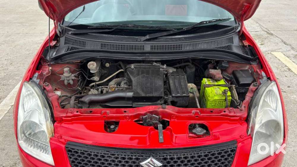 Maruti Suzuki Swift Vxi, 2011, Petrol
