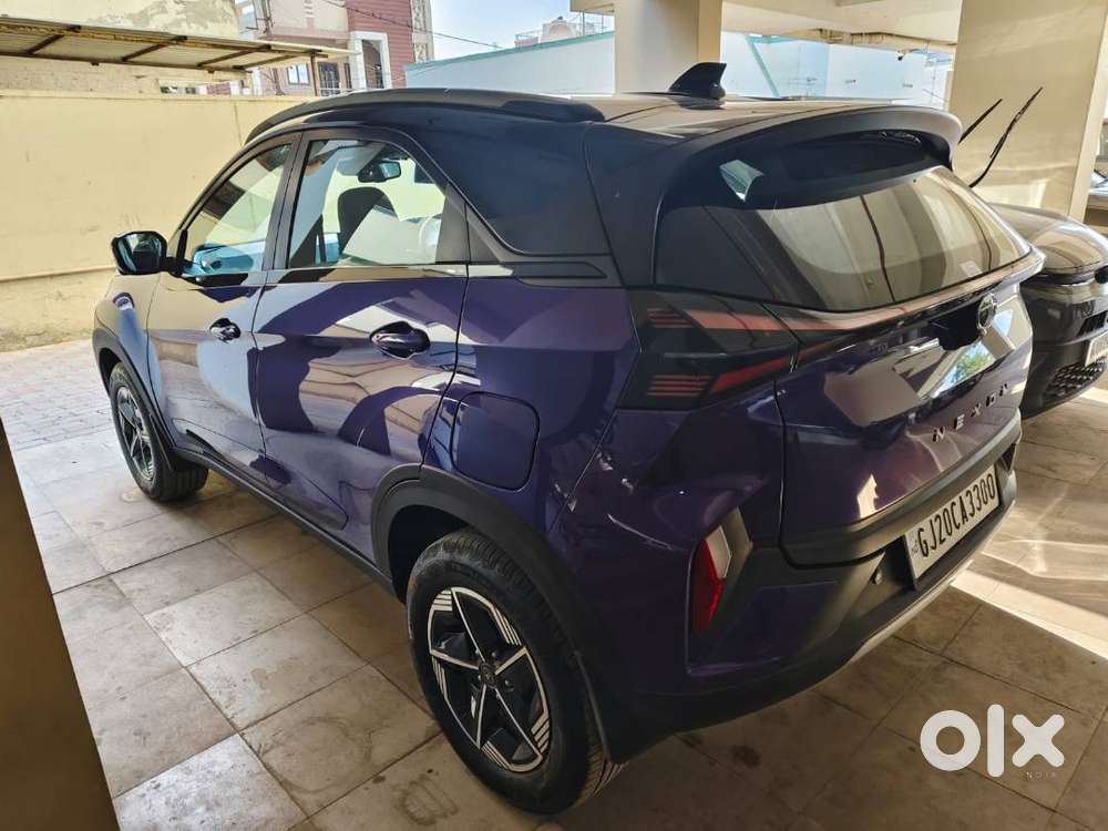 Tata Nexon Purple  Faclift Fearless , Automatic