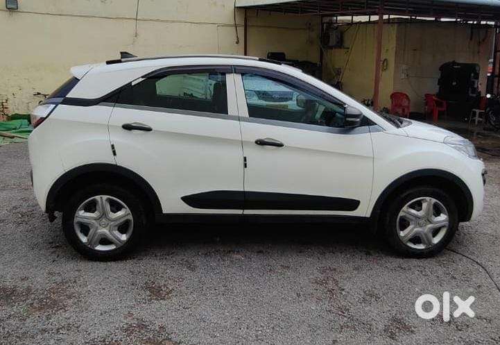 Tata Nexon 1.2 Petrol, 2020, Petrol