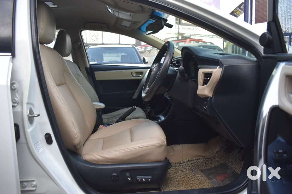 Toyota Corolla Altis 2013-2017 D-4d G, 2015, Diesel