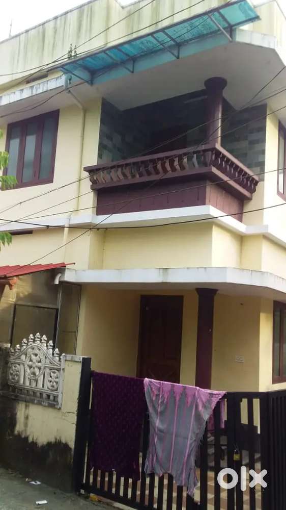 Home in Vazhakkala