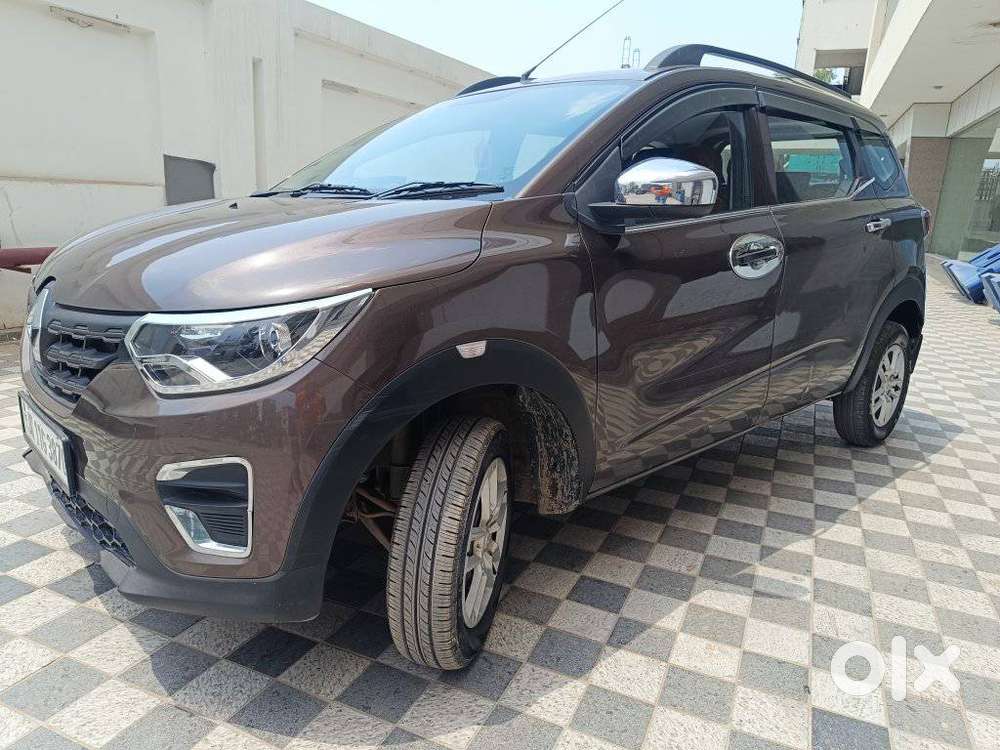 Renault Triber Rxl, 2023, Petrol