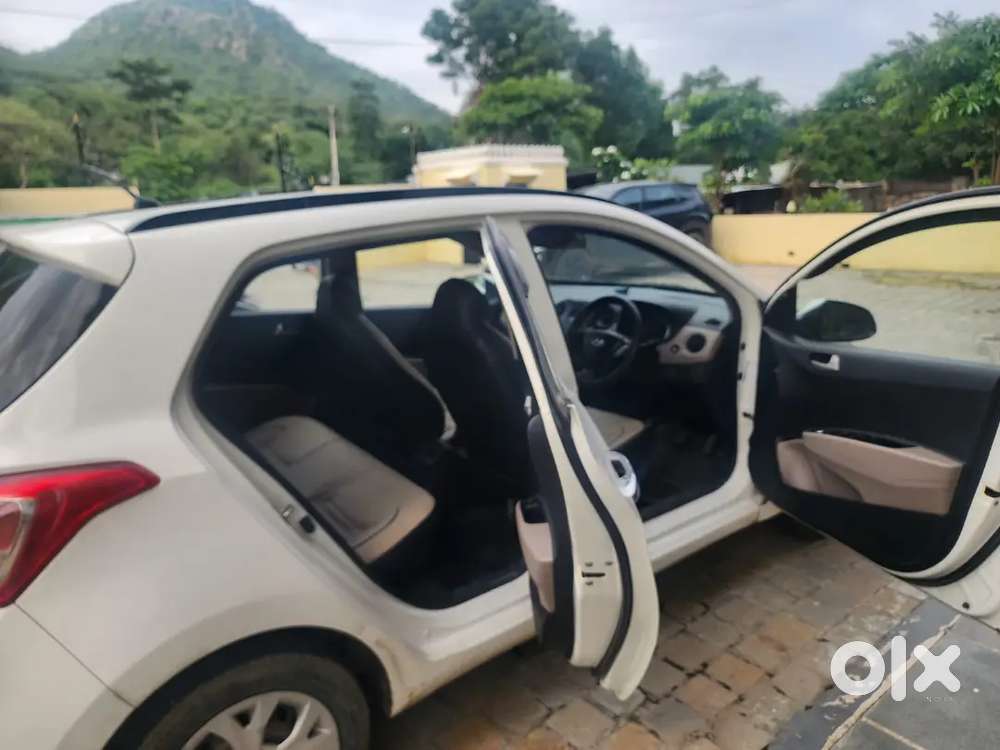 Hyundai Grand I10 Sportz 2014