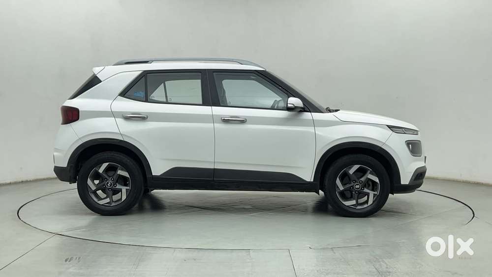 Hyundai Venue 1.0 Sx (o) Turbo Dct, 2022, Petrol