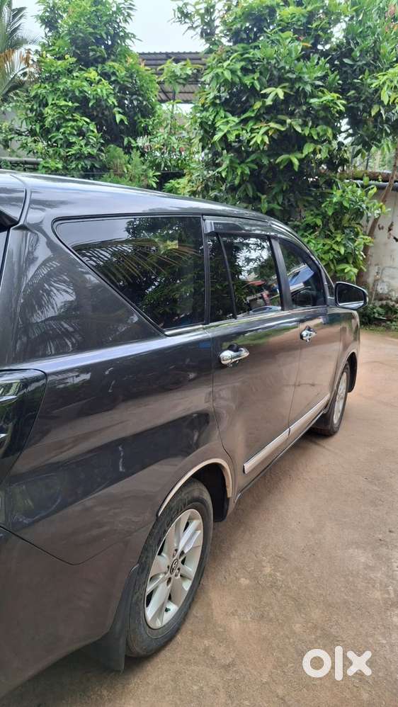 2017 Toyota Innova Crysta