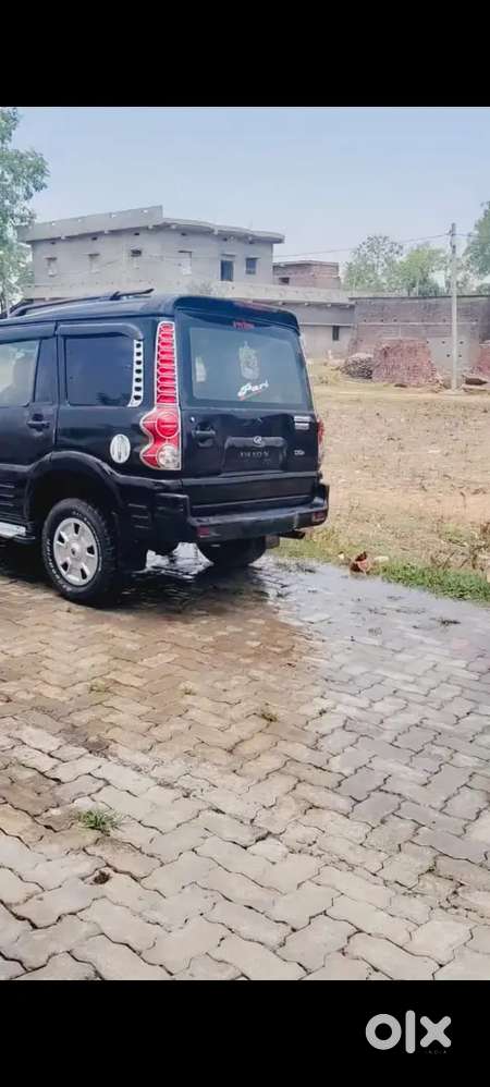 Mahindra Scorpio 2.6 डीज़ल 2010