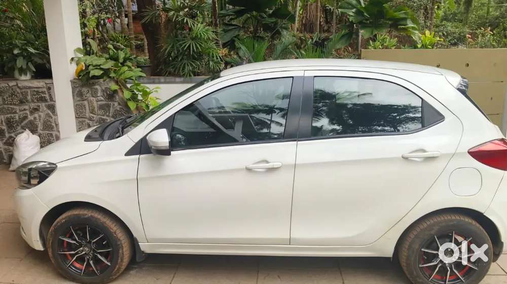Tata Tiago Xz
