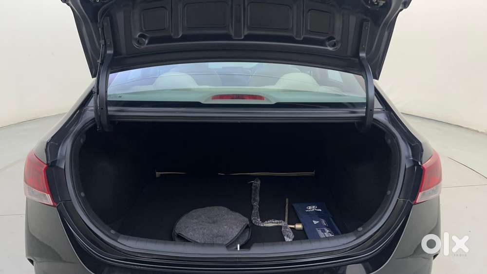 Hyundai Verna 1.5 S Plus Petrol Mt, 2022, Petrol