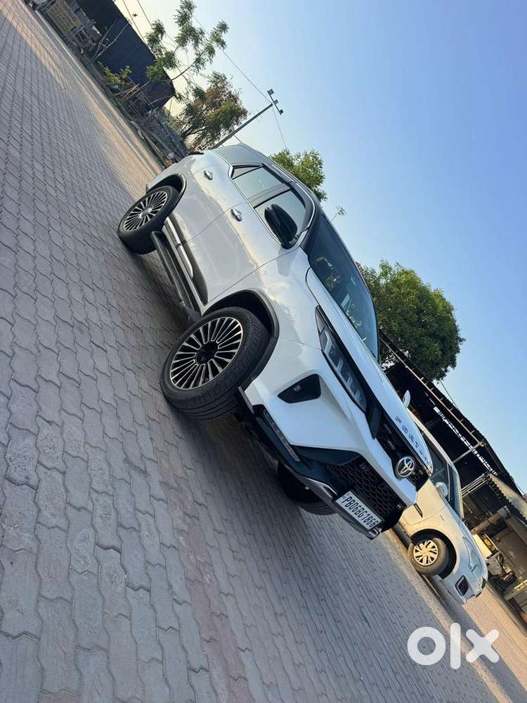 Toyota Fortuner Legender 2017 Diesel Well Maintained