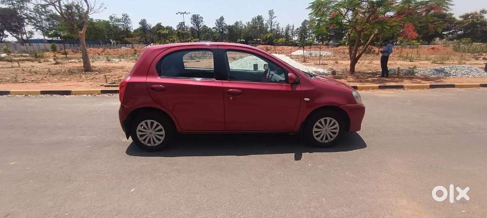 Toyota Etios 2010-2012 G, 2011, Petrol