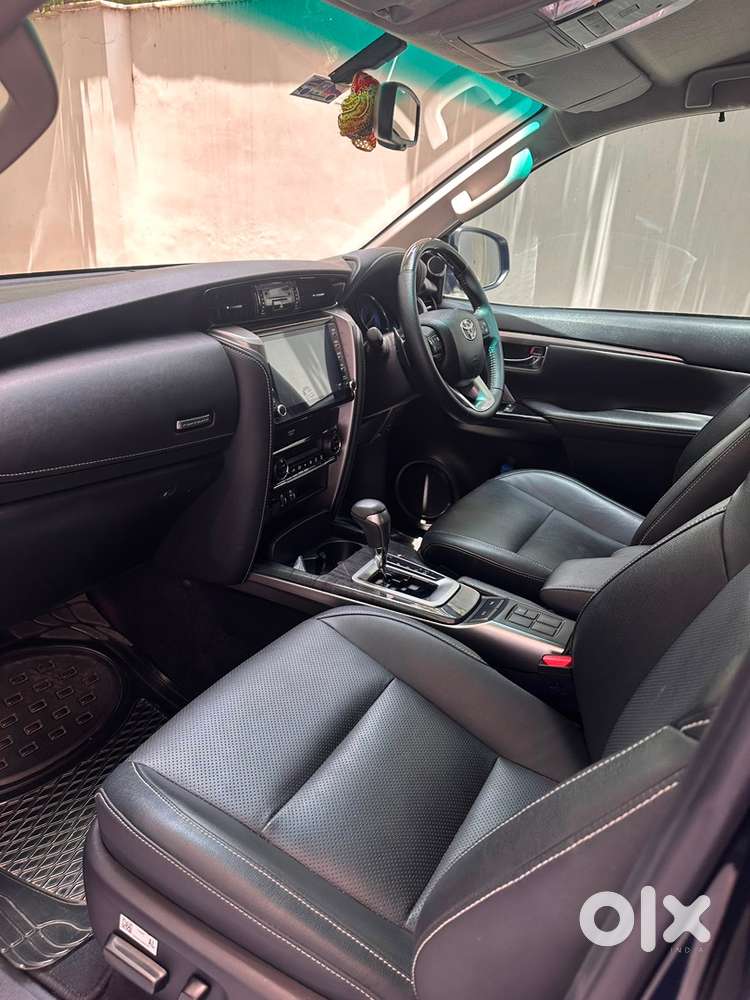 Toyota Fortuner 2023 Petrol Automatic