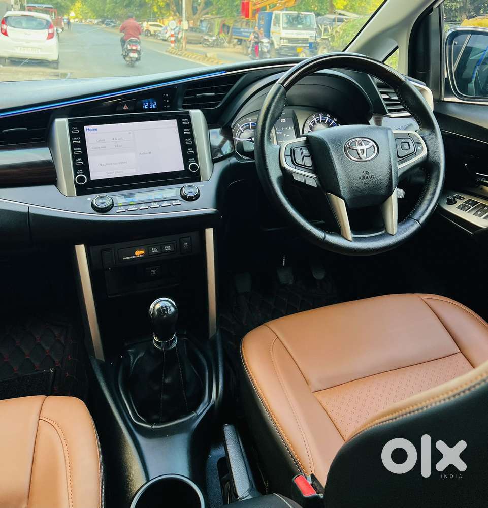 Toyota Innova Crysta 2.4 V 8 Str, 2023, Diesel