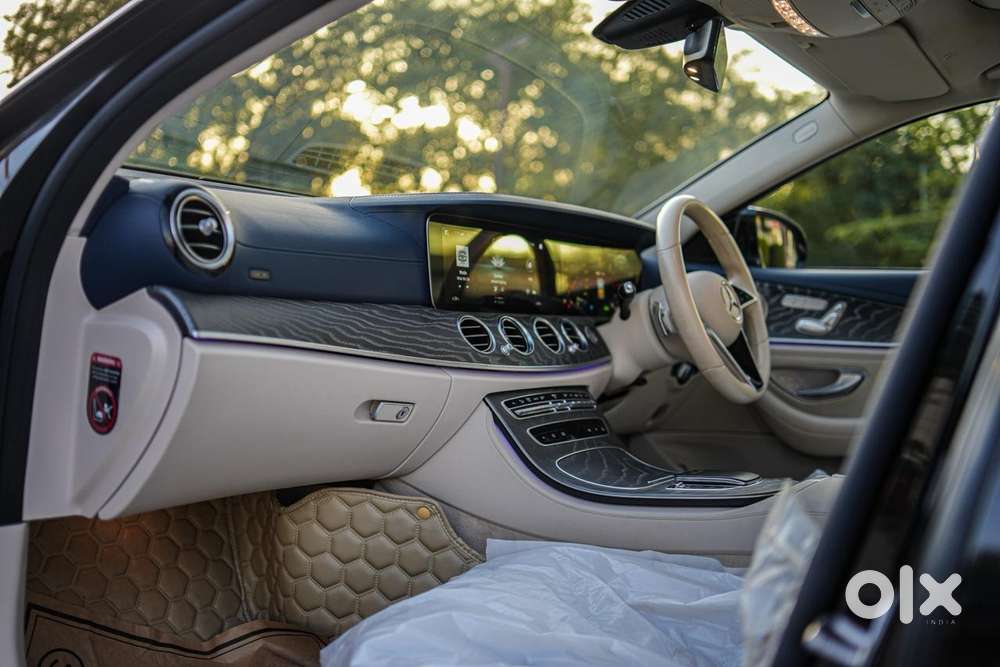 Mercedes-benz C-class C 200, 2025, Petrol
