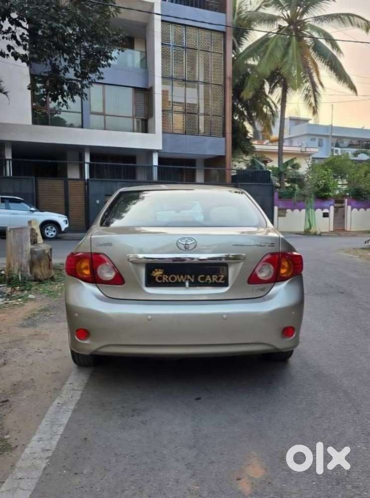 Toyota Corolla Altis G, 2010, Petrol