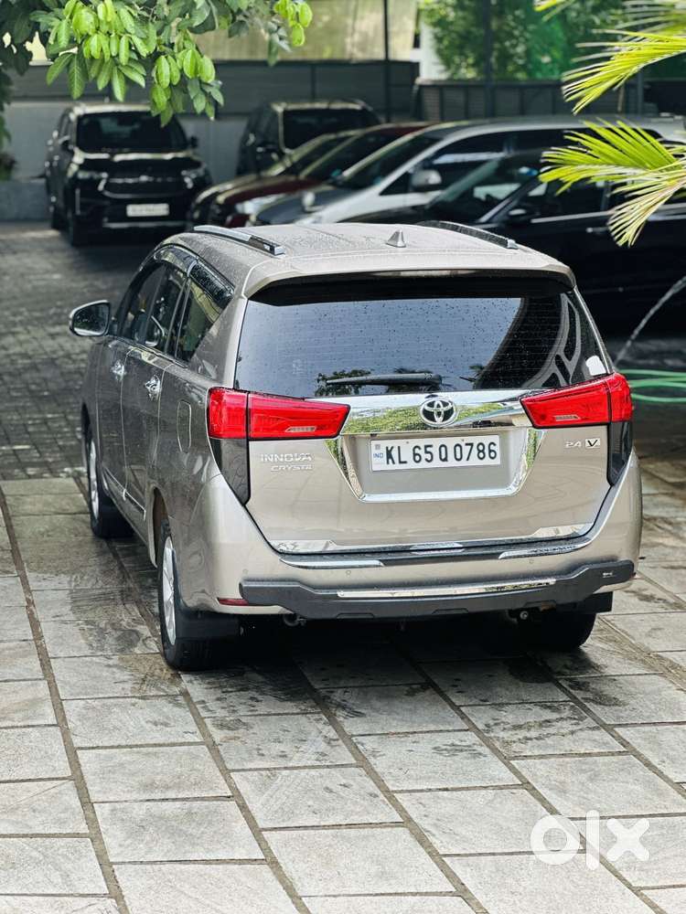 Toyota Innova Crysta 2.4 V 8 Str, 2020, Diesel