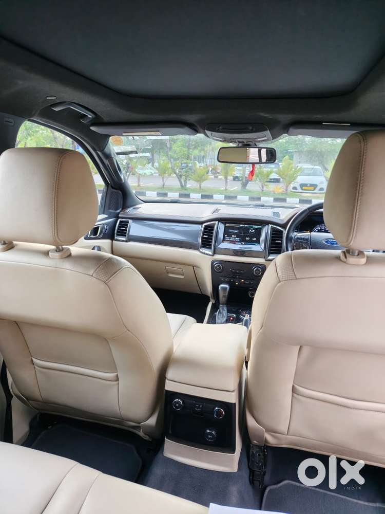 Ford Endeavour, 2016, Petrol