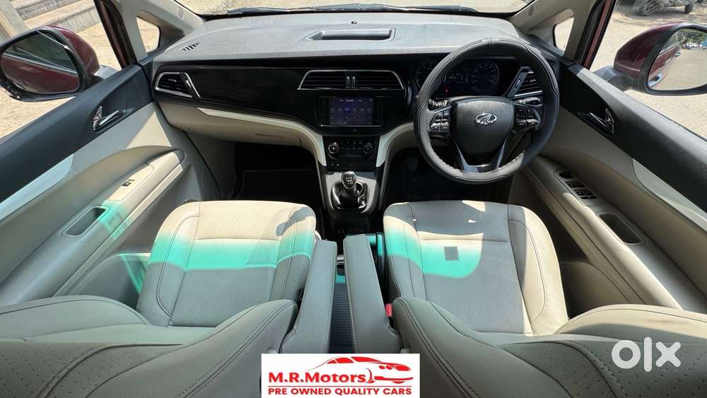 Mahindra Marazzo M8, 2018, Diesel